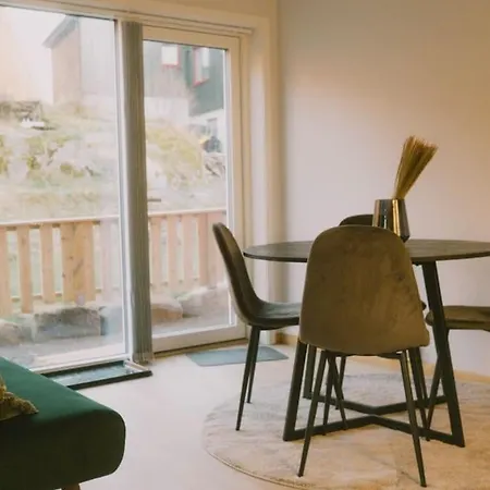 Apartment I Nybygg Svolvær