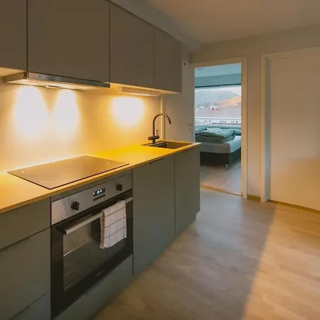 I Nybygg * Svolvær